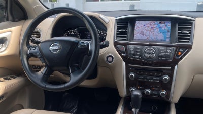 2016 Nissan Pathfinder Platinum