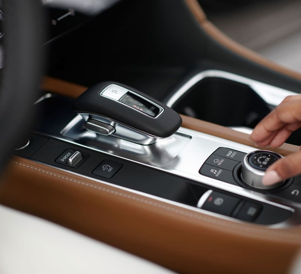 2023 INFINITI QX60 Key Features - Wireless Apple CarPlay® integration | Sheehy INFINITI of Annapolis in Annapolis MD